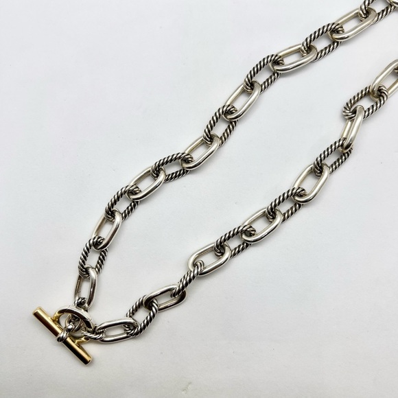 David Yurman Madison Toggle Chain Necklace with 18K Yellow Gold - Picture 6 of 13